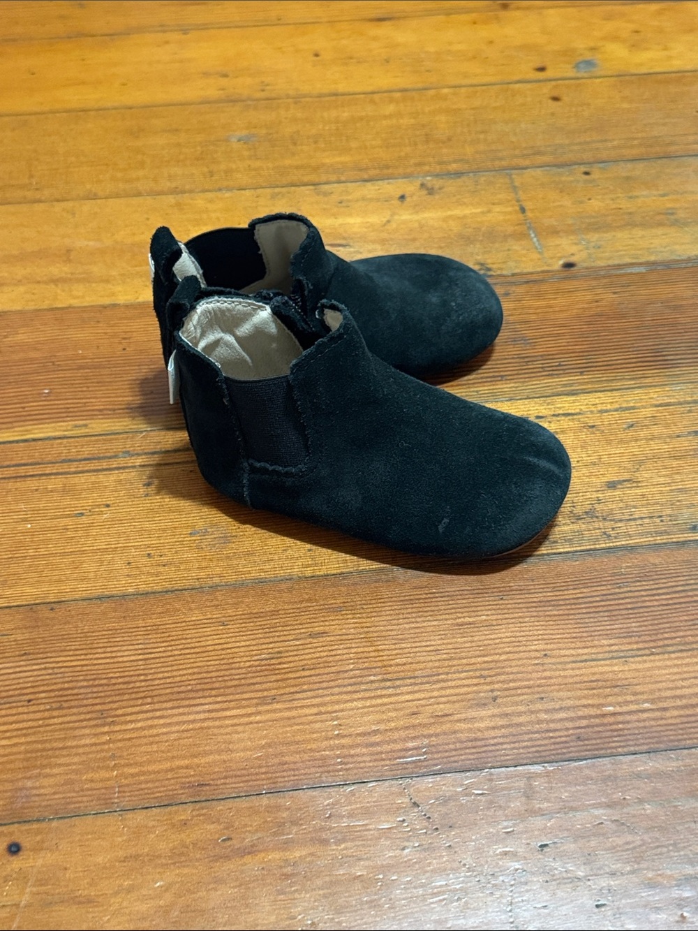 Classic Kids Black Suede Chelsea Boots